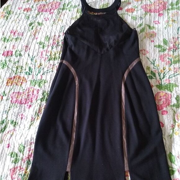 Aidan Maddox Sz 10 Black cocktail dress - Picture 7 of 8